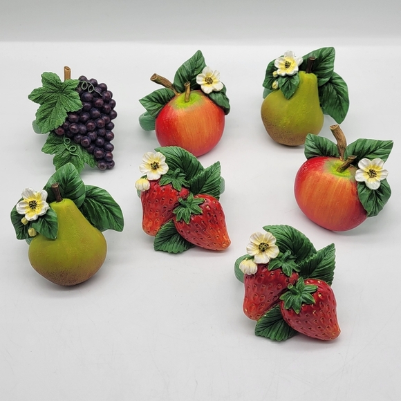 Charter Club Summer Grove Other - Rare Vintage Charter Club Summer Grove Plant Napkin Rings Grape Pear Strawberry